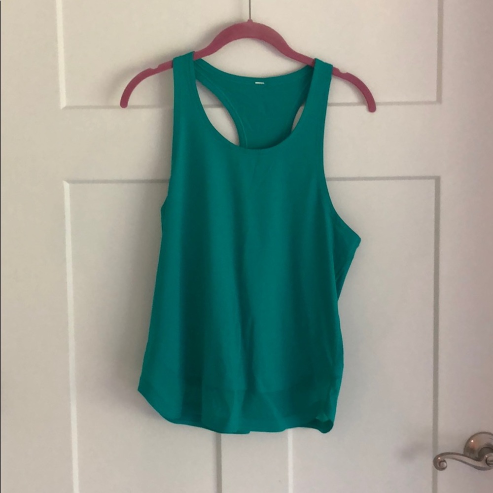 Lululemon teal tank
